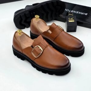 Obsidian Single-Buckle Leather Shoe