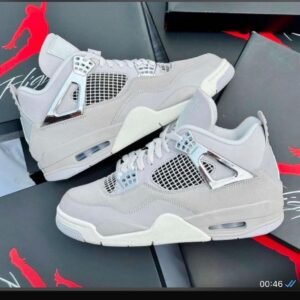 Air Jordan 4 Retro Sneakers