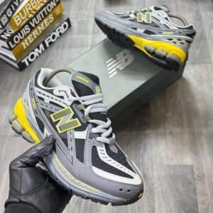 New Balance 1906R "Grey & Solar Yellow"