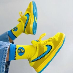 Nike SB Dunk Low x Grateful Dead "Yellow Bear"
