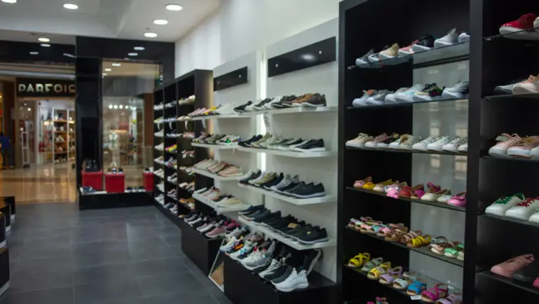 How to Choose the Right Shoes for Men in Nigeria: Fit, Material and Occasion Guide