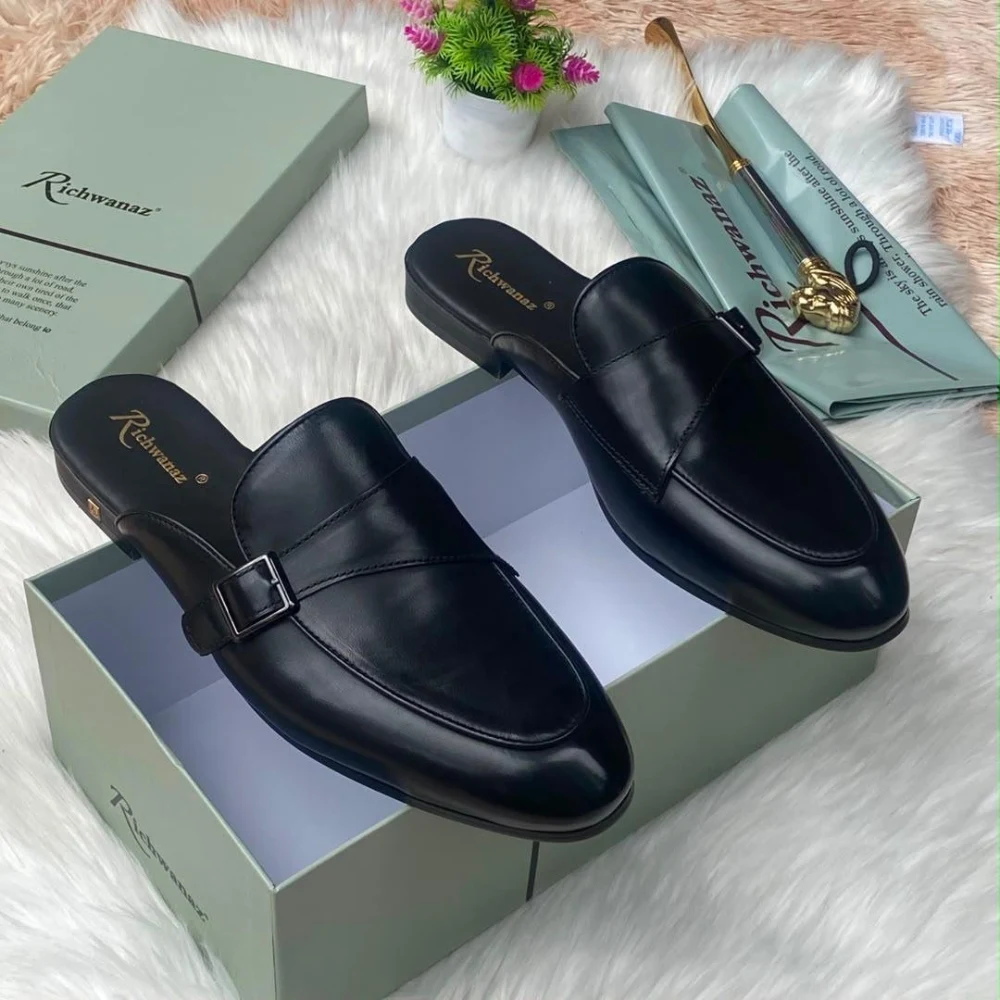Men's Black Buckle-Strap Half Shoes - original shop photo