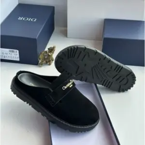 Men's Black Suede-Look Clog Half Shoes - original shop photo