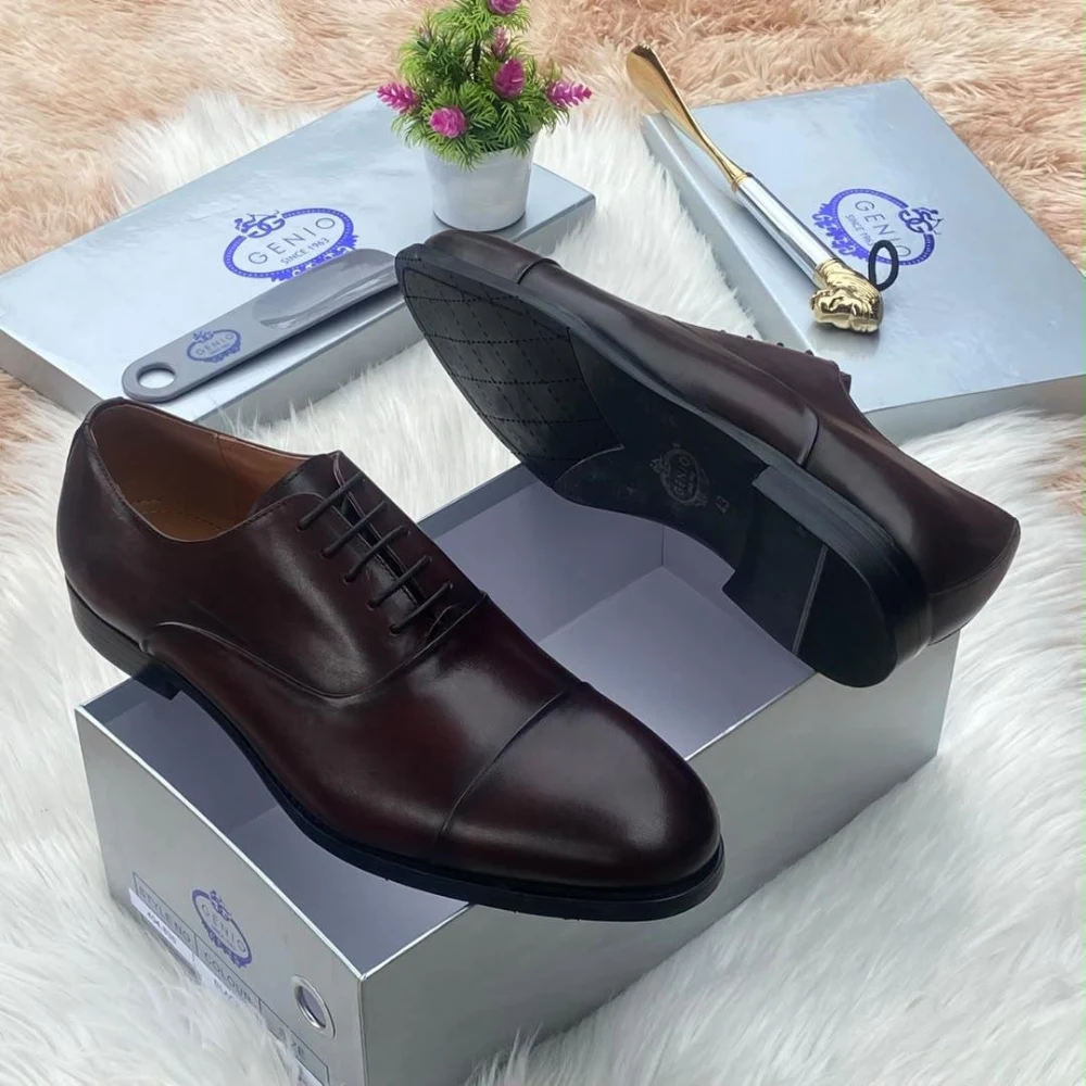 Men's Brown Cap-Toe Lace-Up Oxford Shoes - original shop photo