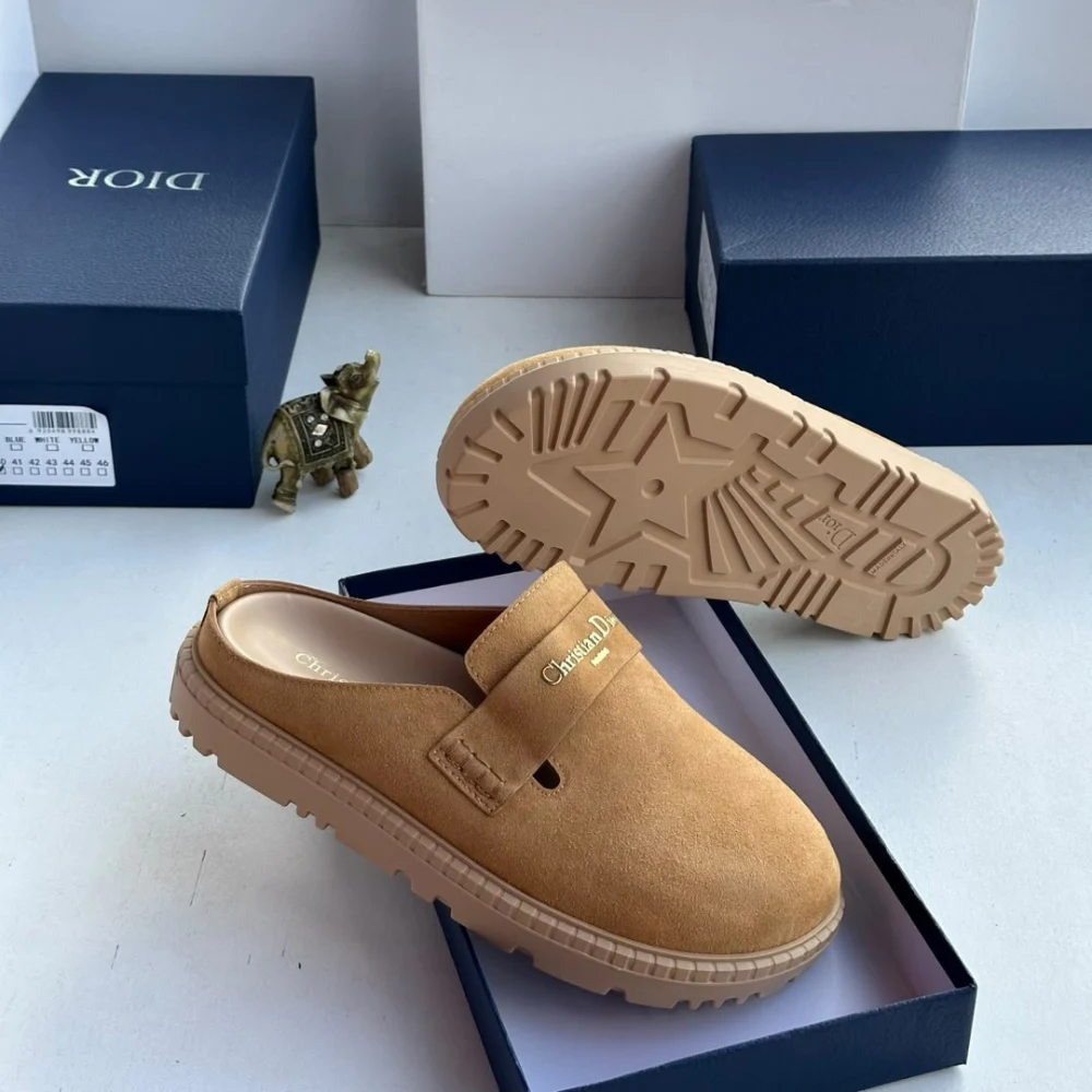 Men's Tan Suede-Look Clog Half Shoes - original shop photo